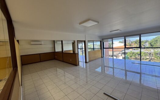 Local commercial de 135 m² – PAPEETE