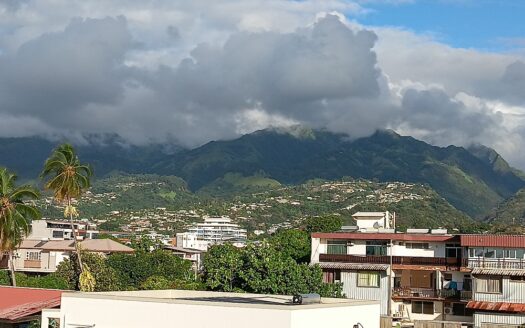 PPT entrée EST proche ville de Papeete